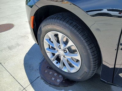 2027 Chrysler Pacifica PACIFICA SELECT AWD