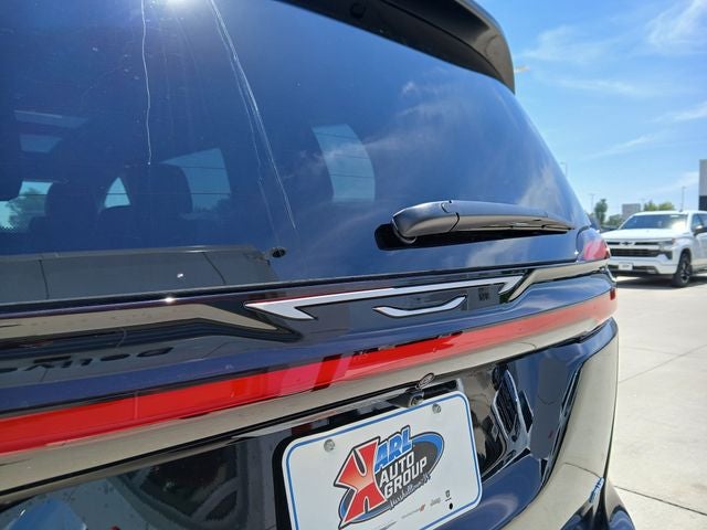 2027 Chrysler Pacifica PACIFICA SELECT AWD