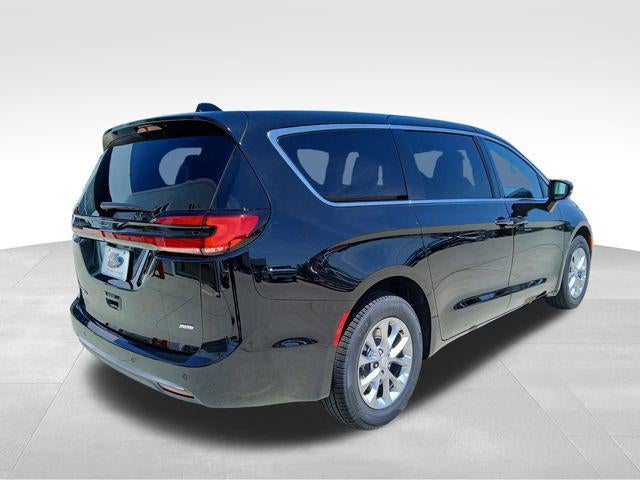 2027 Chrysler Pacifica PACIFICA SELECT AWD