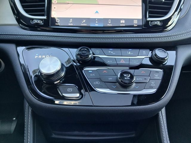 2027 Chrysler Pacifica PACIFICA LIMITED AWD