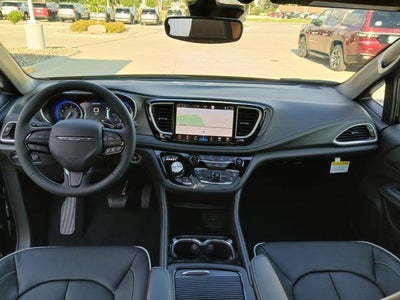 2027 Chrysler Pacifica PACIFICA LIMITED AWD