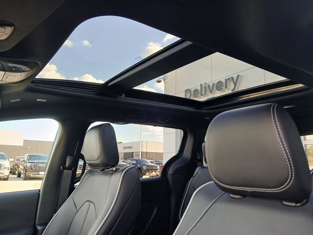 2027 Chrysler Pacifica PACIFICA LIMITED AWD