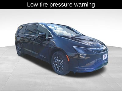 2027 Chrysler Pacifica PACIFICA LIMITED AWD