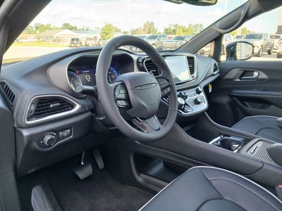 2027 Chrysler Pacifica PACIFICA LIMITED AWD