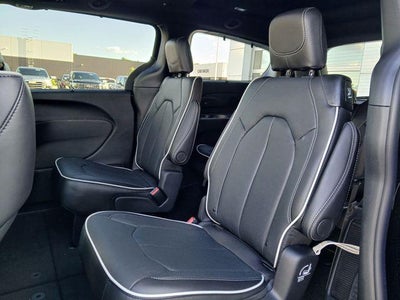 2027 Chrysler Pacifica PACIFICA LIMITED AWD