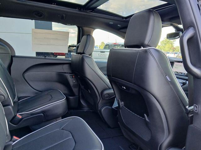 2027 Chrysler Pacifica PACIFICA LIMITED AWD