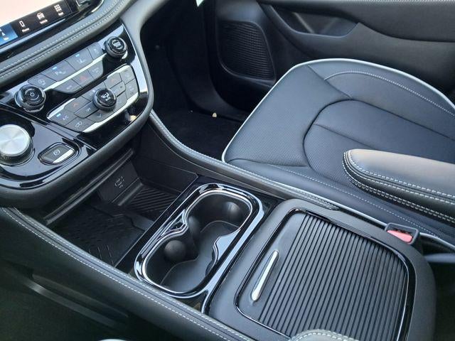 2027 Chrysler Pacifica PACIFICA LIMITED AWD