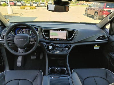 2027 Chrysler Pacifica PACIFICA LIMITED AWD