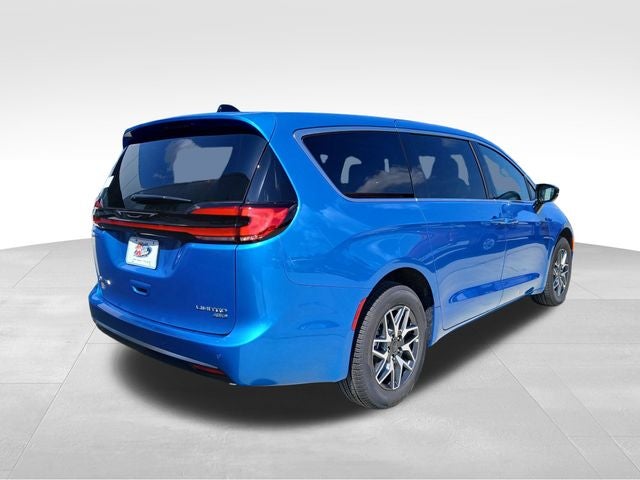2027 Chrysler Pacifica PACIFICA LIMITED AWD