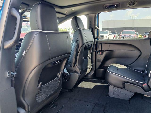 2027 Chrysler Pacifica PACIFICA LIMITED AWD