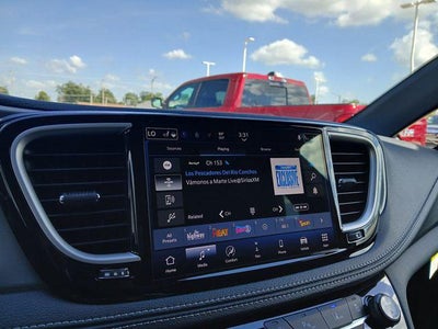 2027 Chrysler Pacifica PACIFICA LIMITED AWD