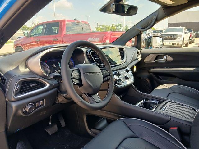 2027 Chrysler Pacifica PACIFICA LIMITED AWD