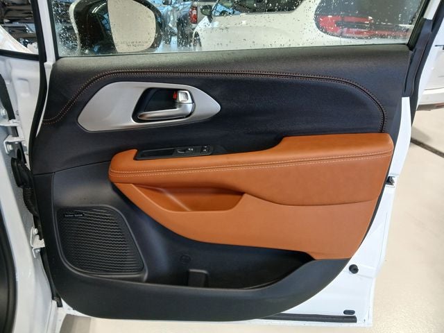 2026 Chrysler Pacifica PACIFICA PINNACLE AWD