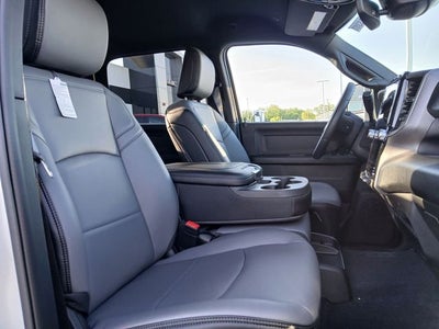 2026 RAM Ram 3500 RAM 3500 TRADESMAN CREW CAB 4X4 6'4' BOX