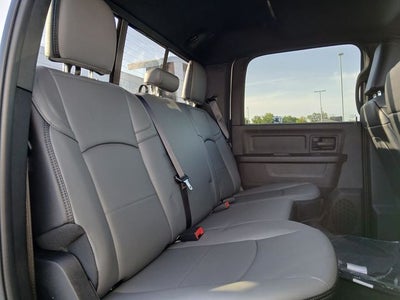 2026 RAM Ram 3500 RAM 3500 TRADESMAN CREW CAB 4X4 6'4' BOX