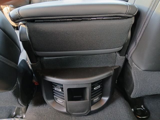 2026 RAM Ram 3500 RAM 3500 TRADESMAN CREW CAB 4X4 6'4' BOX