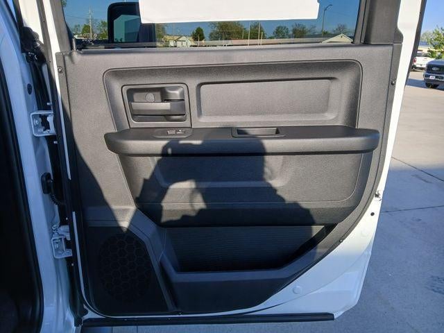 2026 RAM Ram 3500 RAM 3500 TRADESMAN CREW CAB 4X4 6'4' BOX
