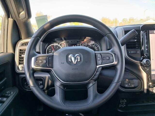 2026 RAM Ram 3500 RAM 3500 TRADESMAN CREW CAB 4X4 6'4' BOX