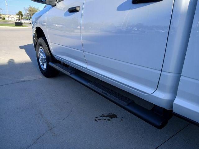 2026 RAM Ram 3500 RAM 3500 TRADESMAN CREW CAB 4X4 6'4' BOX