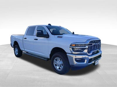 2026 RAM Ram 3500 RAM 3500 TRADESMAN CREW CAB 4X4 6'4' BOX