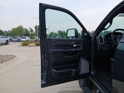 2026 RAM Ram 3500 RAM 3500 LARAMIE CREW CAB 4X4 6'4' BOX