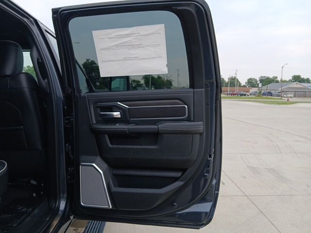 2026 RAM Ram 3500 RAM 3500 LARAMIE CREW CAB 4X4 6'4' BOX