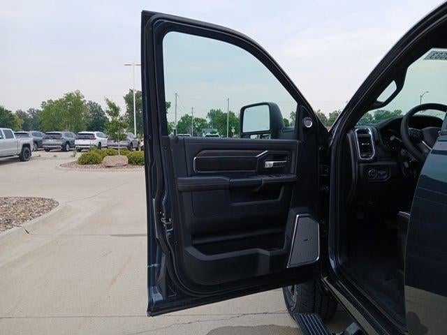 2026 RAM Ram 3500 RAM 3500 LARAMIE CREW CAB 4X4 6'4' BOX