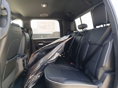 2025 RAM Ram 3500 RAM 3500 LARAMIE CREW CAB 4X4 6'4' BOX