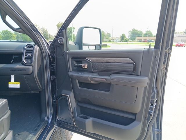 2026 RAM 2500 RAM 2500 LIMITED CREW CAB 4X4 6'4' BOX