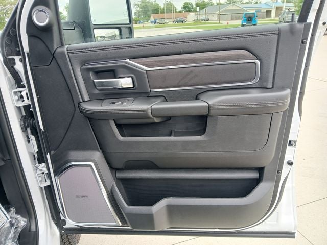 2026 RAM Ram 3500 RAM 3500 LARAMIE CREW CAB 4X4 8' BOX