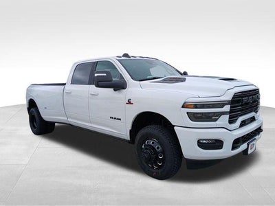 2026 RAM Ram 3500 RAM 3500 LARAMIE CREW CAB 4X4 8' BOX