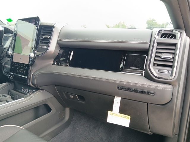 2026 RAM 3500 RAM 3500 LIMITED CREW CAB 4X4 8' BOX