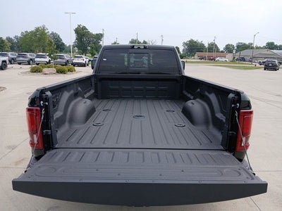 2026 RAM 3500 RAM 3500 LIMITED CREW CAB 4X4 8' BOX