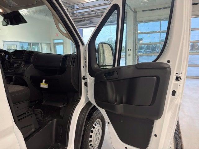 2027 RAM ProMaster Cargo Van Tradesman