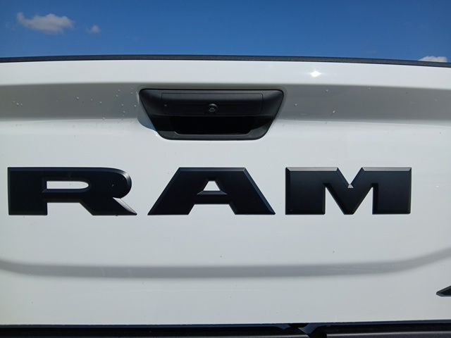 2026 RAM 2500 RAM 2500 TRADESMAN CREW CAB 4X4 6'4' BOX