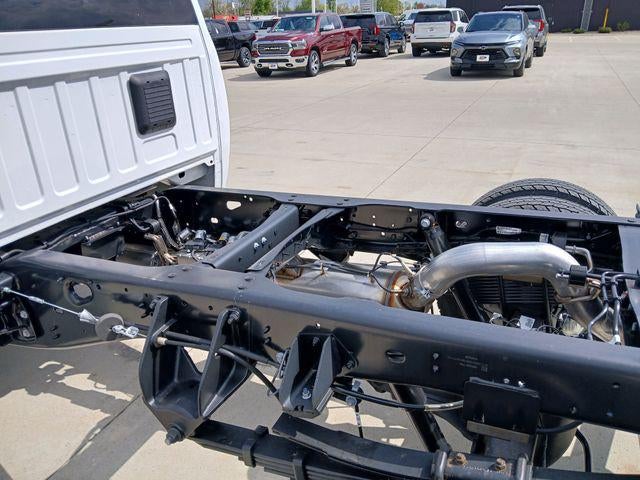2026 RAM Ram 5500 Chassis Cab RAM 5500 TRADESMAN CHASSIS CREW CAB 4X4 60' CA