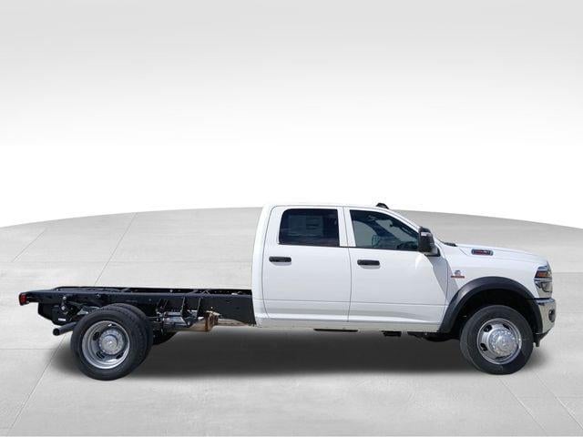 2026 RAM Ram 5500 Chassis Cab RAM 5500 TRADESMAN CHASSIS CREW CAB 4X4 60' CA