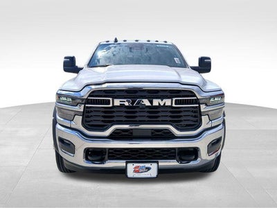 2026 RAM Ram 5500 Chassis Cab RAM 5500 TRADESMAN CHASSIS CREW CAB 4X4 60' CA