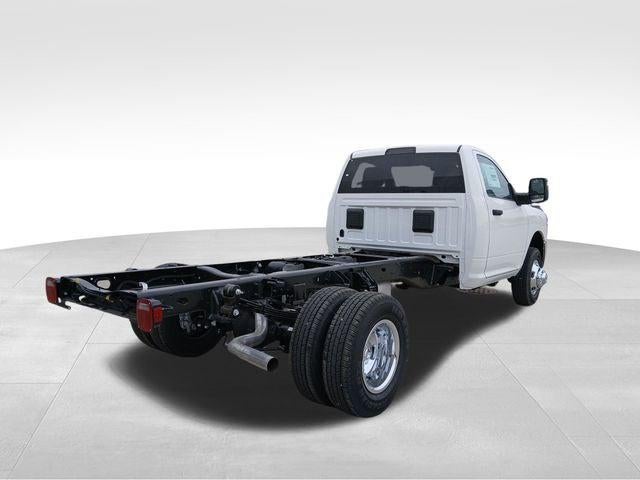2026 RAM Ram 3500 Chassis Cab RAM 3500 TRADESMAN CHASSIS REGULAR CAB 4X4 84' CA