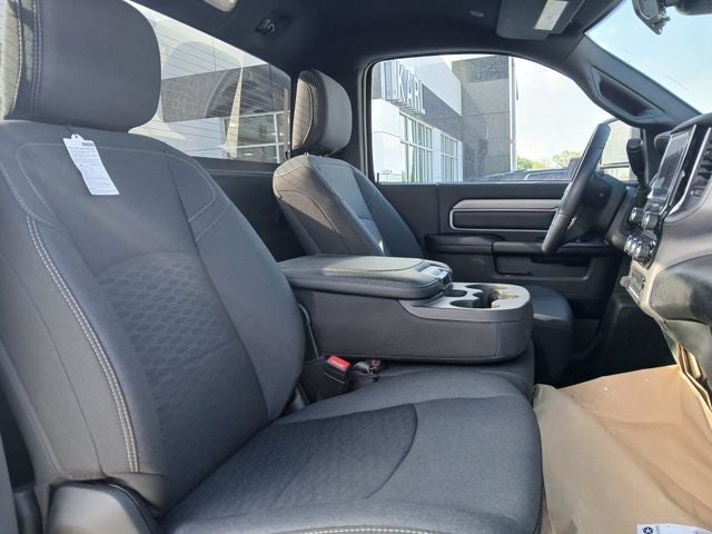 2026 RAM Ram 3500 Chassis Cab RAM 3500 TRADESMAN CHASSIS REGULAR CAB 4X4 84' CA