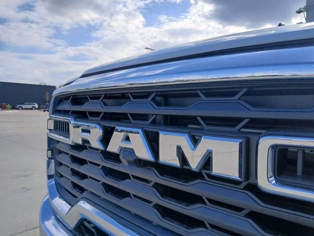 2026 RAM Ram 3500 Chassis Cab RAM 3500 TRADESMAN CHASSIS REGULAR CAB 4X4 84' CA