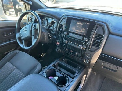 2024 Nissan Titan SV