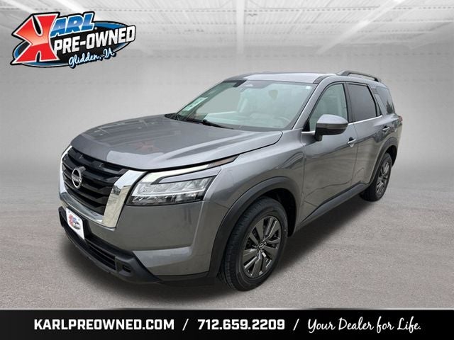 2022 Nissan Pathfinder SV