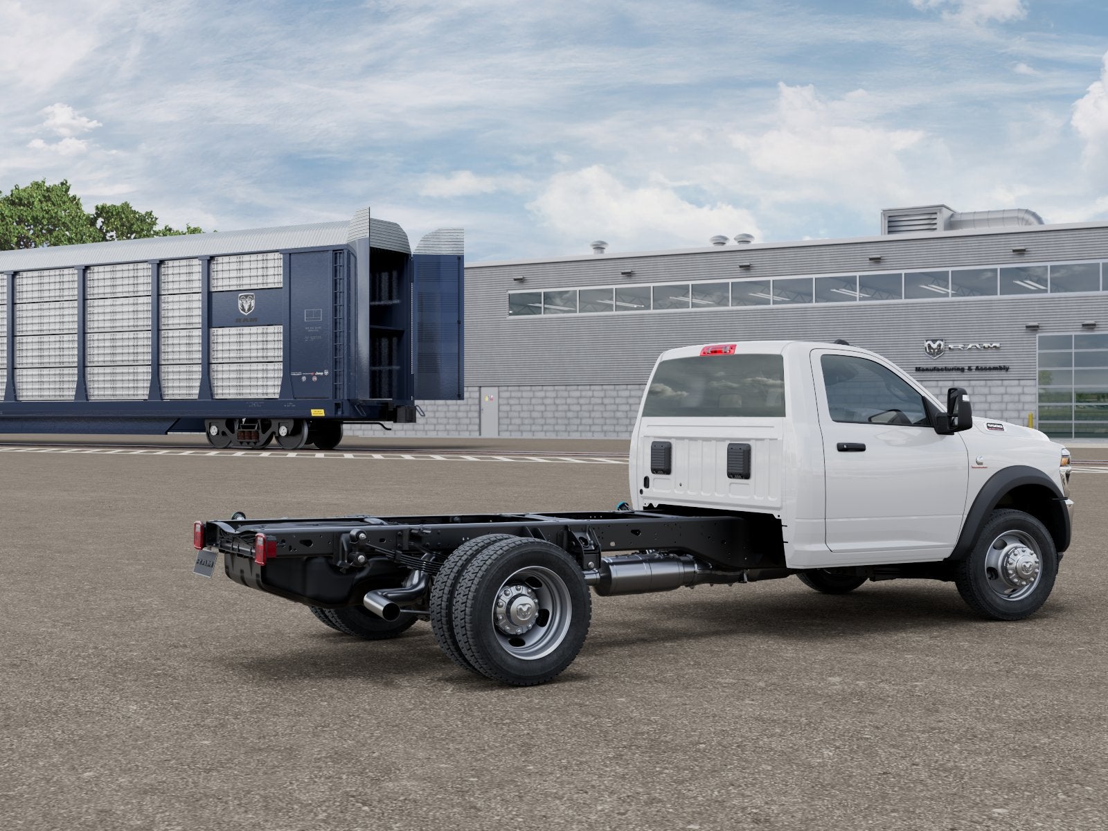 2027 RAM Ram 5500 Chassis Cab RAM 5500 TRADESMAN CHASSIS REGULAR CAB 4X4 84' CA